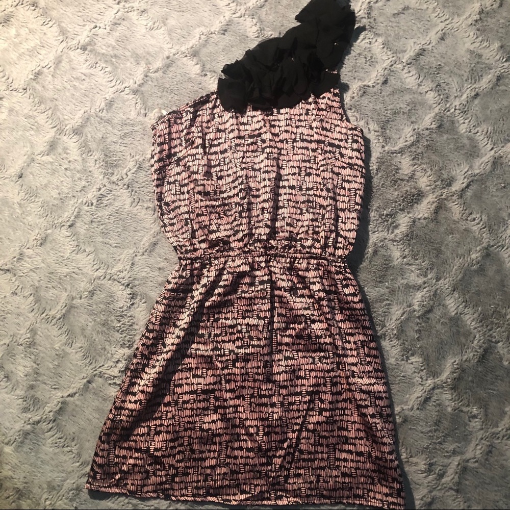 Karlie shoulder dress